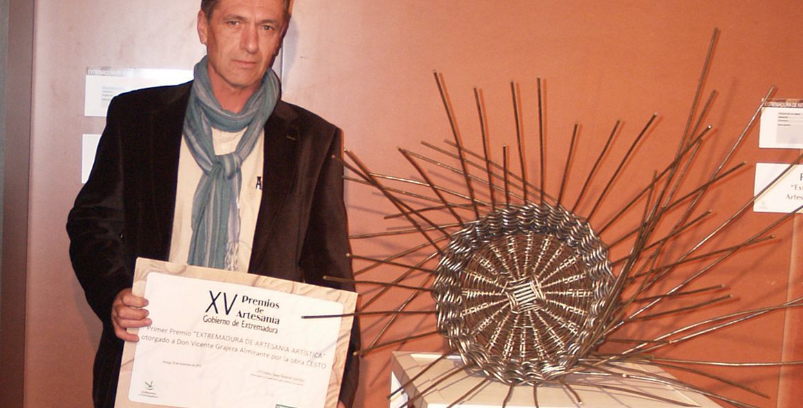 Vicente Gragera Almirante Primer Premio Extremadura de Artesanía Artística